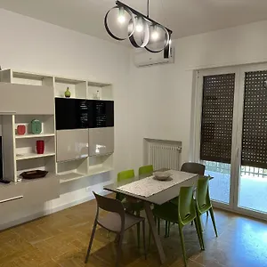Appartamento La Casa Di Telen Zona Policlinico Oncologico E De Grecis, Bari